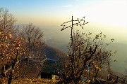 84 Stella e albero di Natale sul Monte Ubione